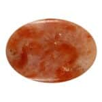 The name Sunstone applies to the pearl’s appearance.