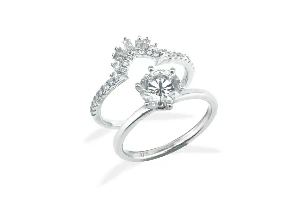 There are many ways to get the best wedding band at the best possible price.